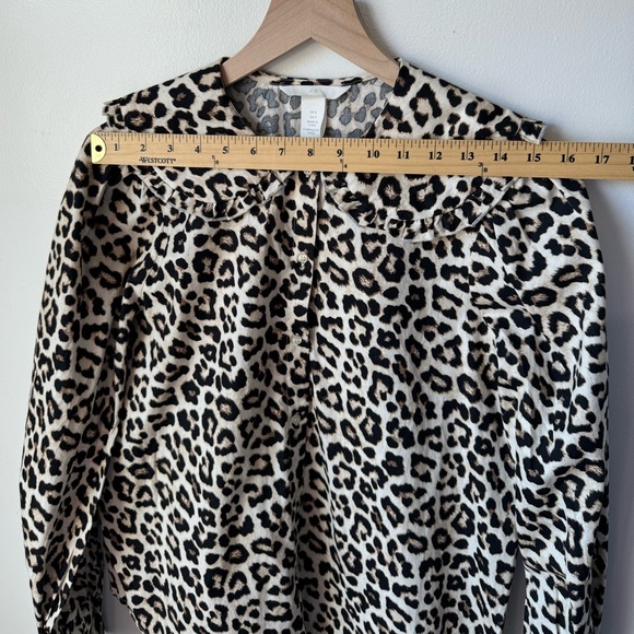 Leopard Print Collared Blouse - Picture 7 of 11
